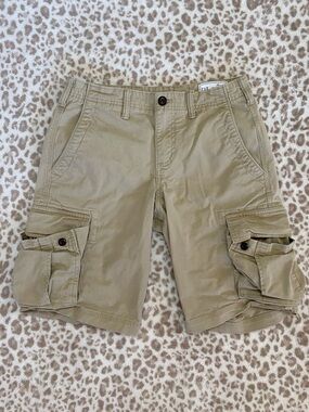 GAP 11” Cargo Shorts Khaki Utility Streetwear Regenerative Cotton Size 28